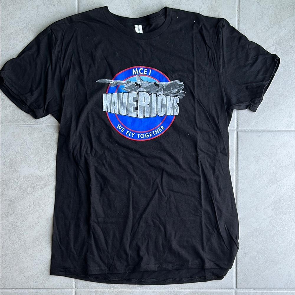 Amazon Black Short Sleeve Tee MCE1 Never Worn
